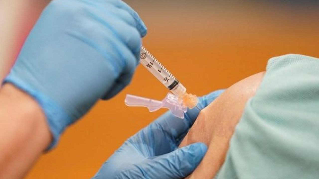 Sağlık Bakanlığı'ndan 3. doz aşı çağrısı