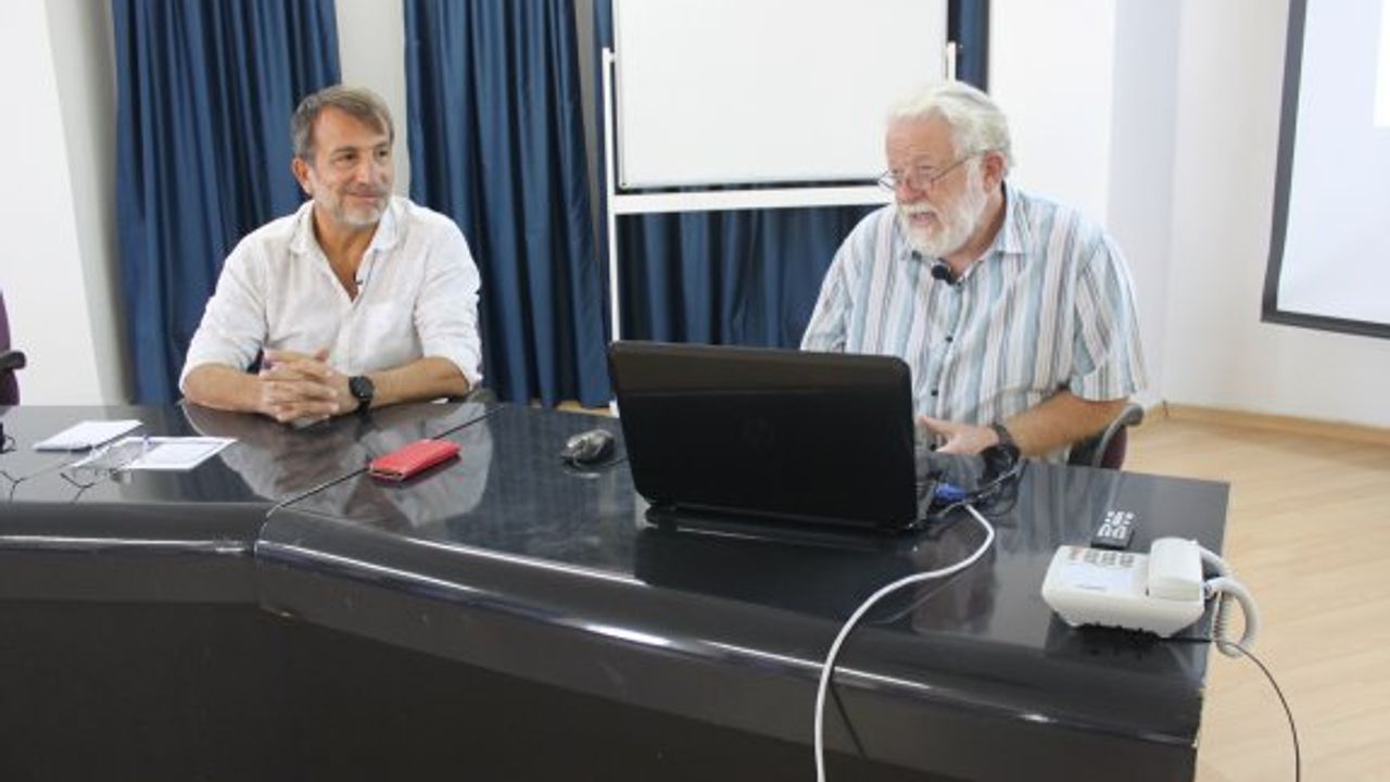 DAÜ Barış Mühendisliği konulu konferansa ev sahipliği yaptı