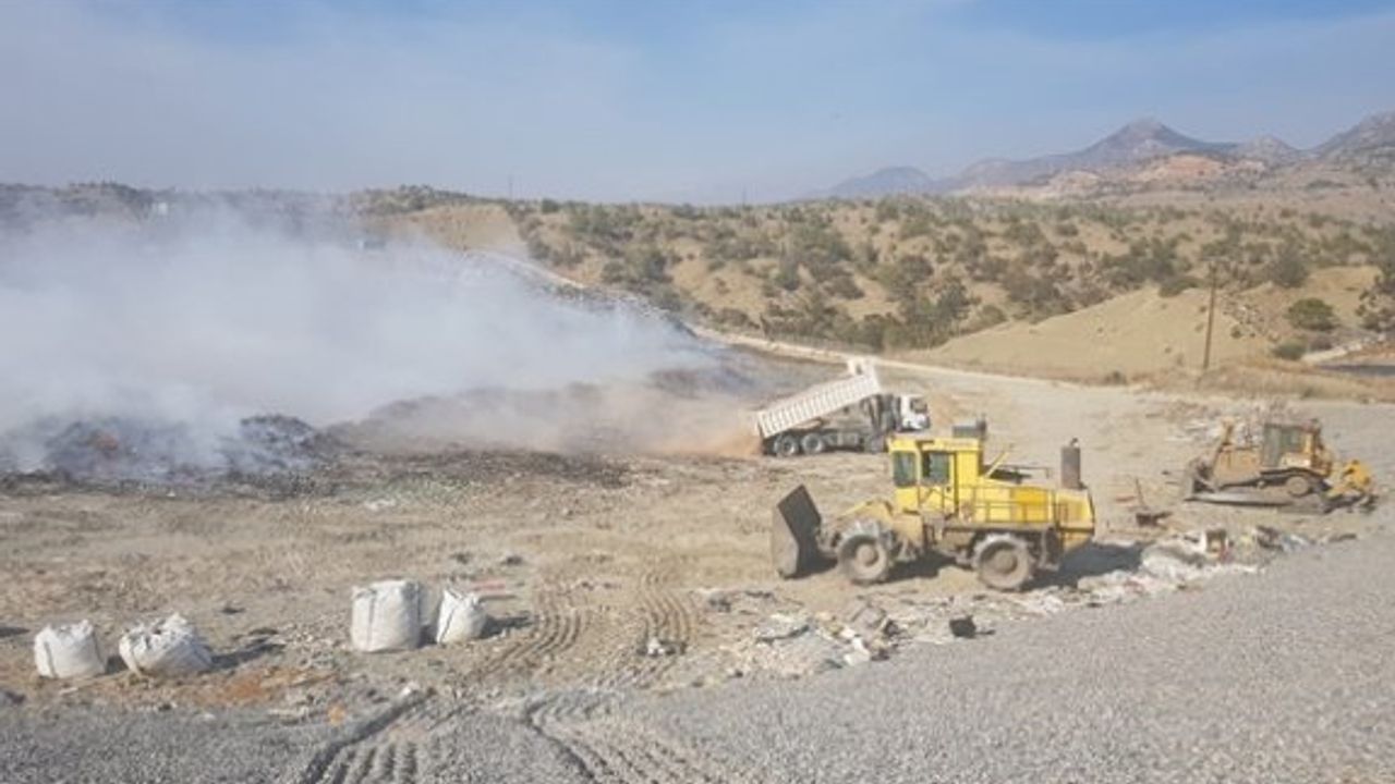 Güngör Çöplüğü'ndeki yangını söndürme çalışmaları sürüyor