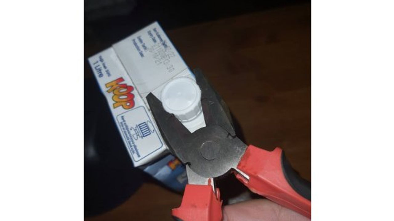 Koop Süt kapaklarını açana aşk olsun