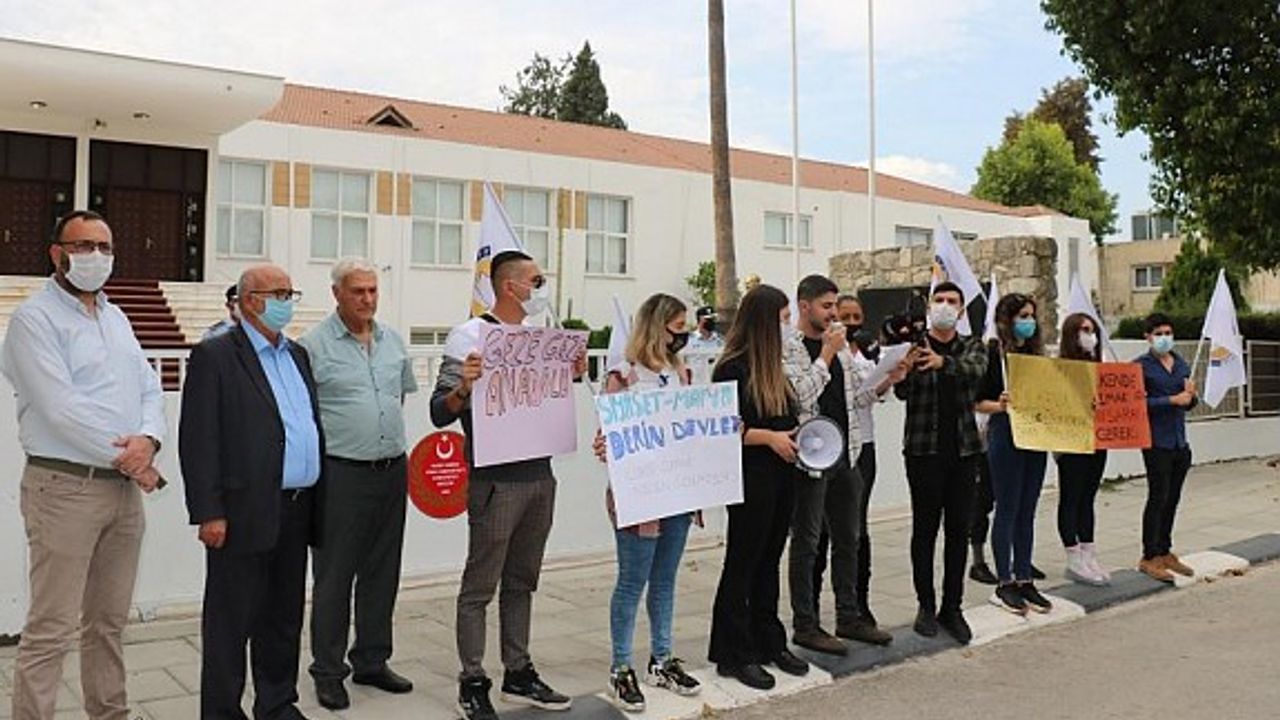 “Sokaktayız, Meclis’teyiz, soruyoruz”