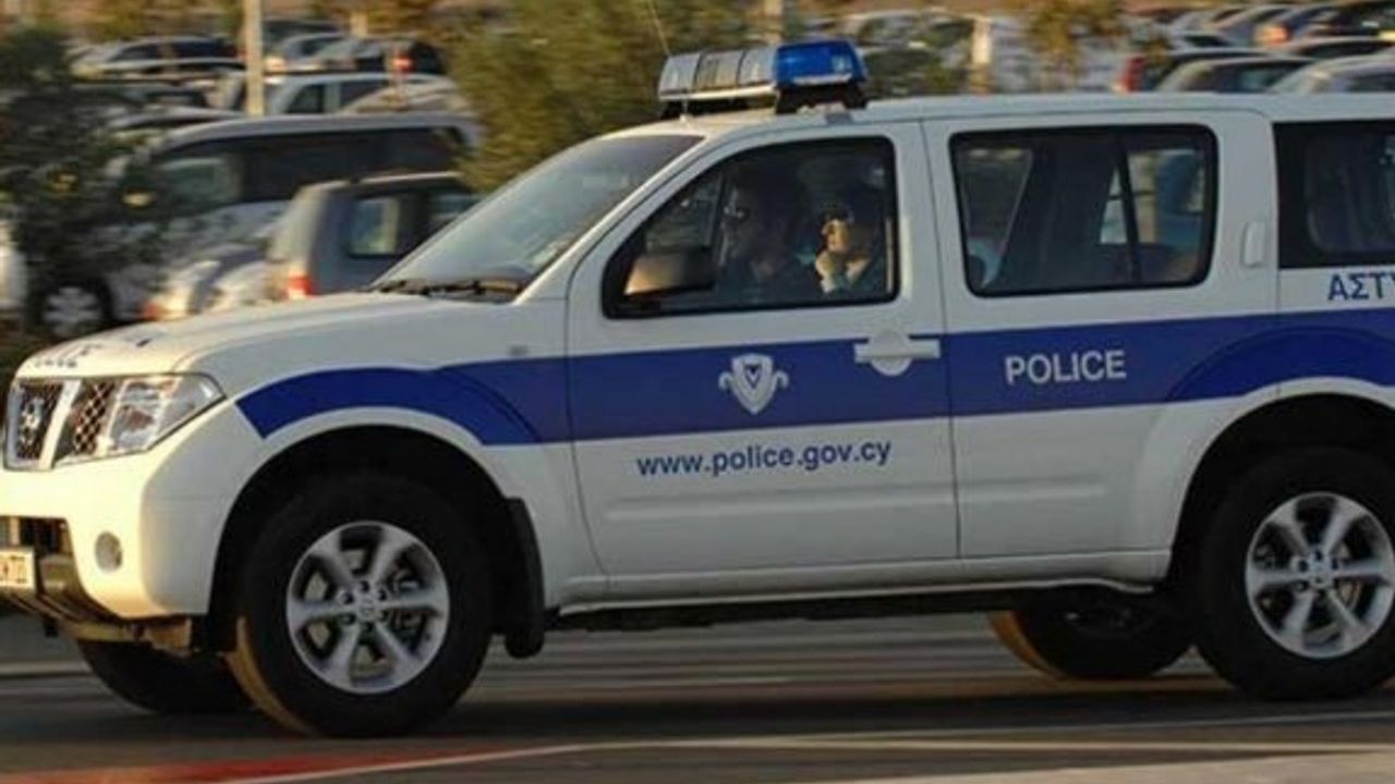 Takside uyuşturucu, silah ve mermi çıktı