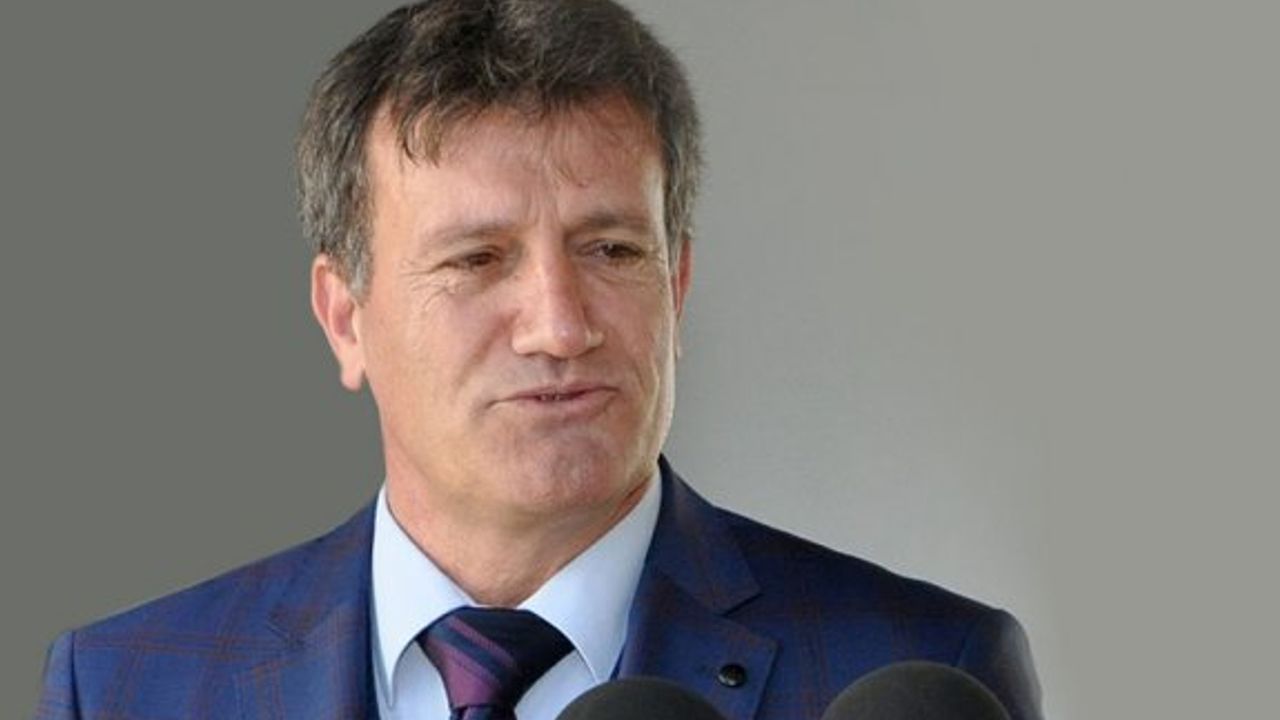 “Yıldızlarımız barışmıyor ancak desteğe hazırız”