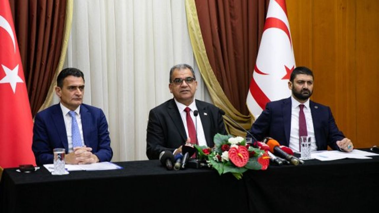 Başbakan Sucuoğlu, ekonominin rahatlatılması adına alınan kararları açıkladı