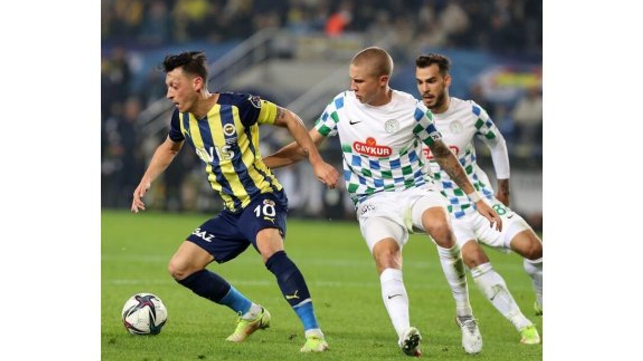 Fenerbahçe, Çaykur Rizespor'u farklı geçti