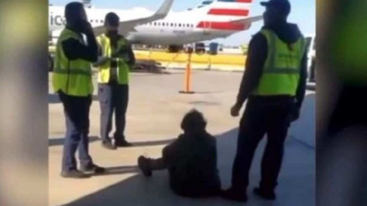 Guatemala'dan ABD'ye uçağın iniş takımlarında geldi