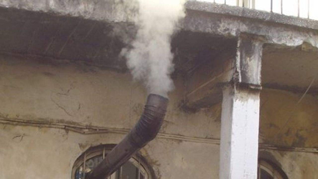 Odun sobaları yanıyor, memleket boğuluyor