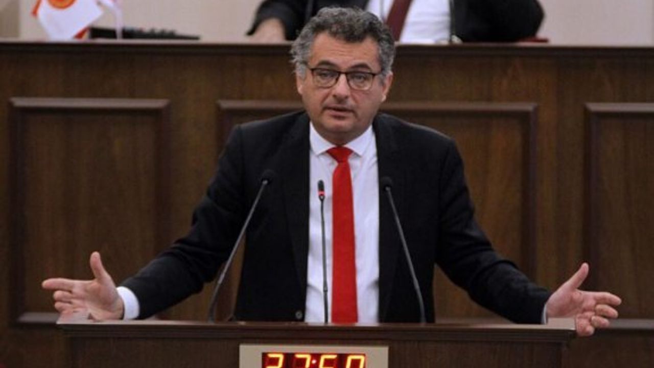 “Türkiye’den para yağıyor gibi yalanlara sarılmayın”