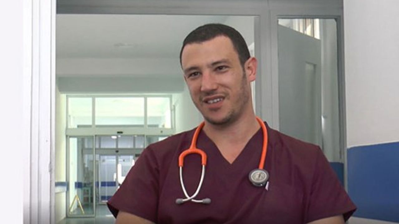 "Birçok hekim vekil oldu, sağlıkla ilgili yasalar yapılmadı"