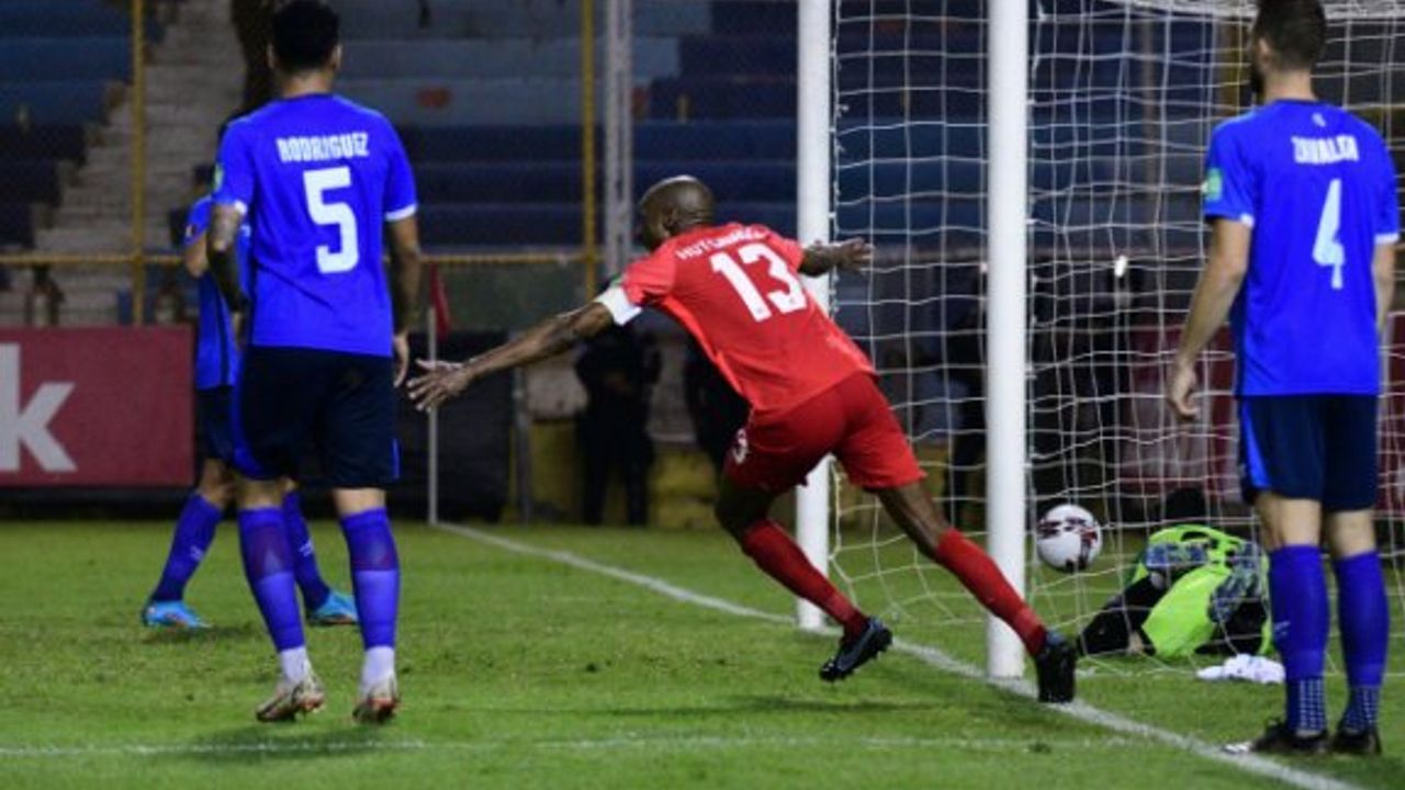 Atiba'nın golü maça damga vurdu