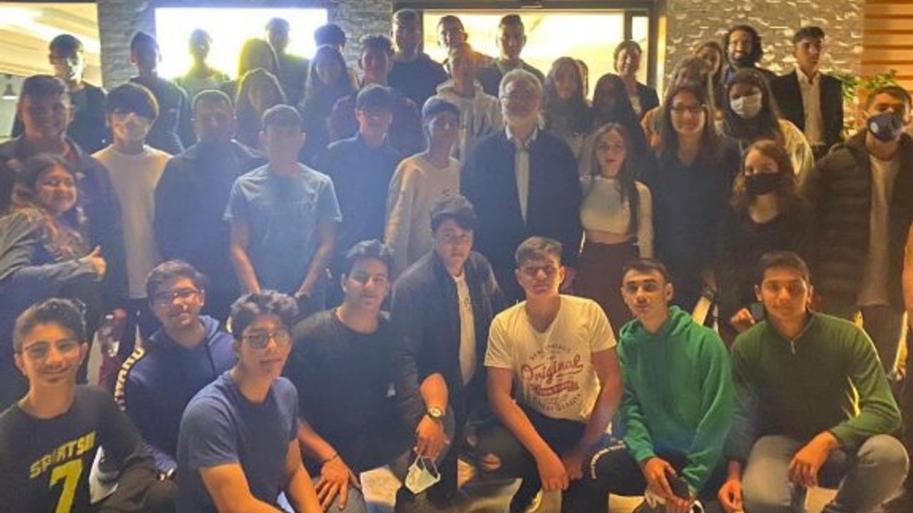 Benter’den gençlere:  “Çok çalışırsanız, yapamayacağınız iş yoktur”