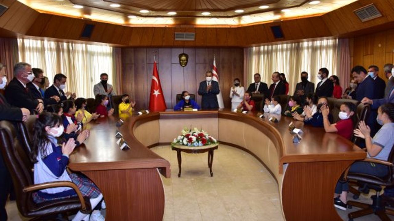 Çocuk bakanlar, pahalılık ve elektrik kesintisinden şikayetçi