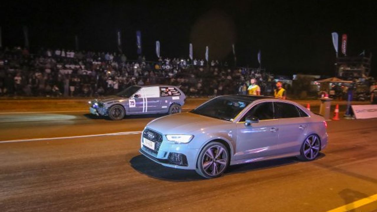 Drag yarışı mahşeri kalabalık önünde yapıldı