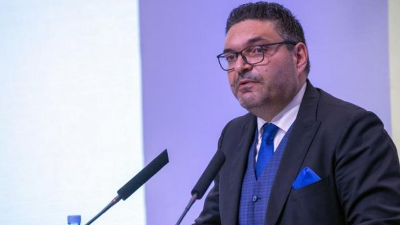 Petridis: Enflasyona çözüm ek vergiler değil büyümedir