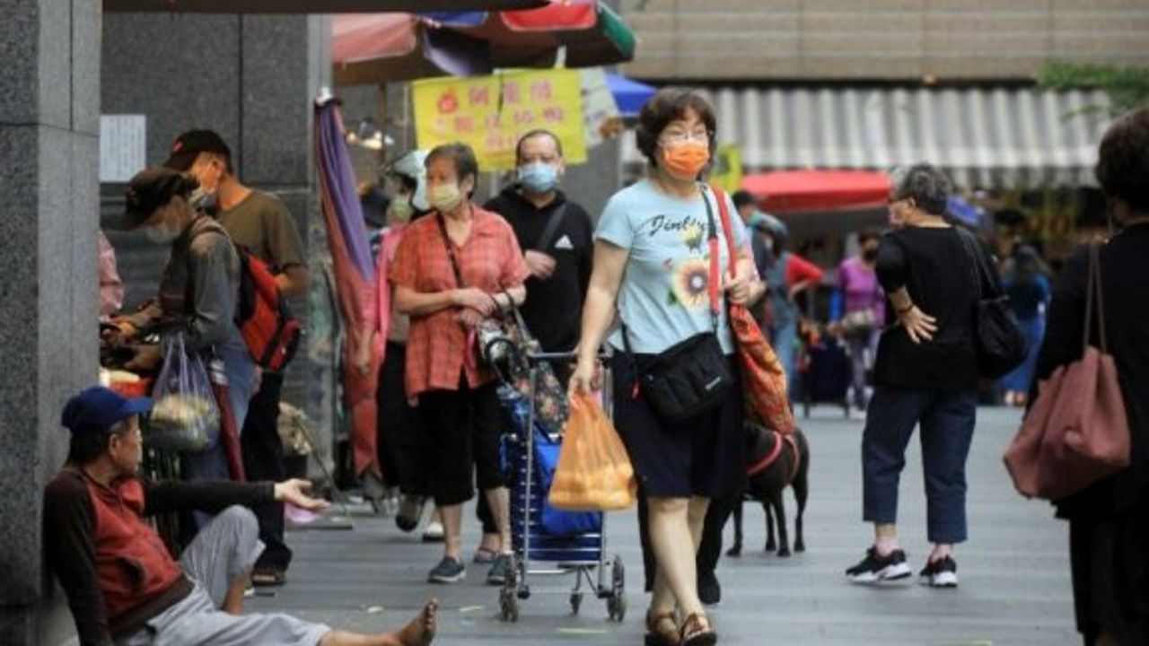 Tayvan’da Covid-19 vaka sayıları ilk kez 15 bini aştı