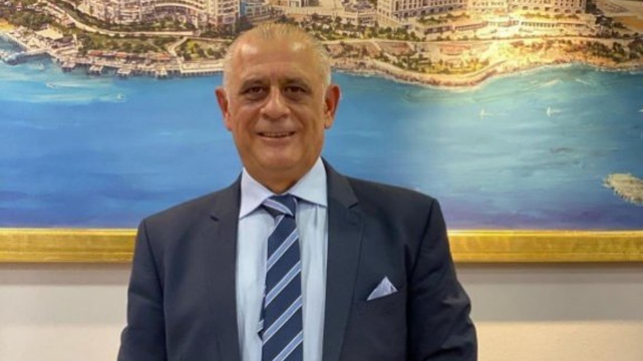 YDP’de kritik toplantı sürerken Turhan’dan dikkat çeken mesaj