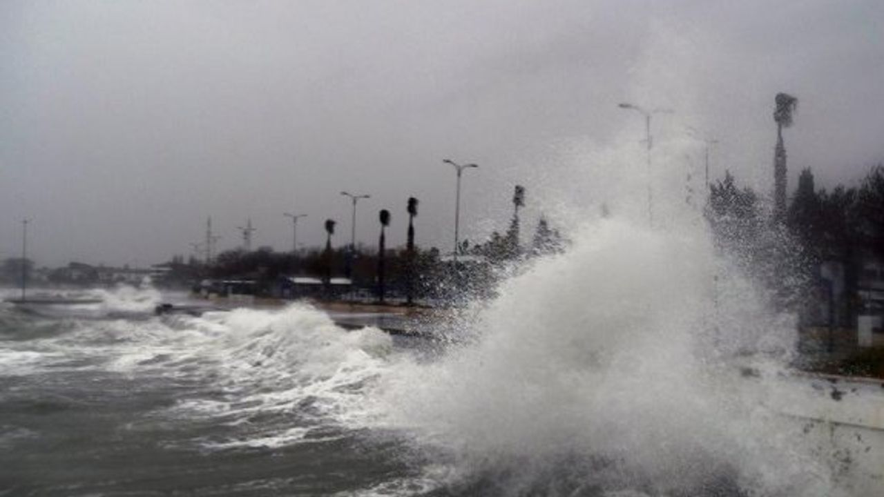 Yer yer sağanak ve fırtınamsı rüzgar bekleniyor
