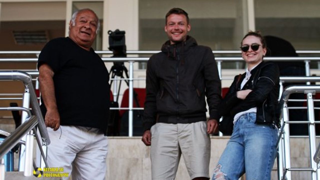 Alman çift Yenicami maçını izlemeye geldi