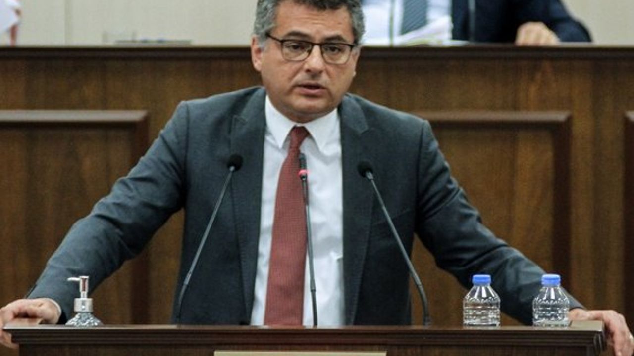 Erhürman: Demokratik ve ekonomik fukaralaşma zirve yaptı