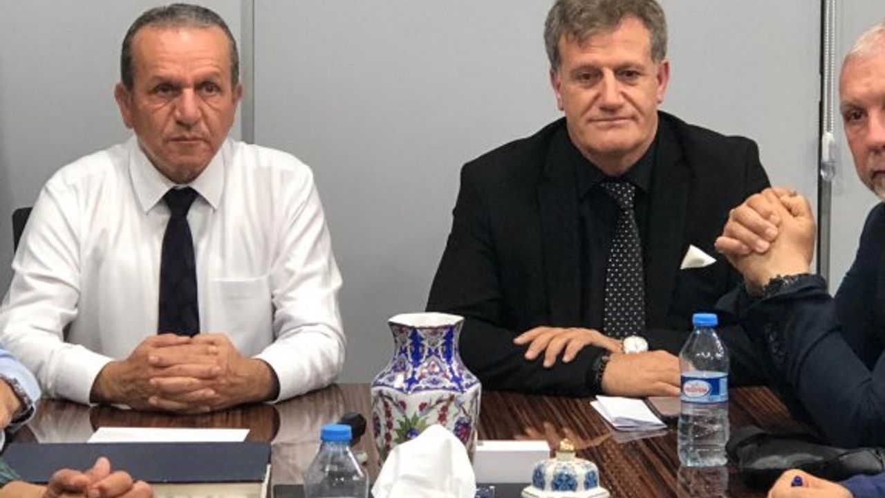 Küçük ortaklar Üstel’i bekliyor