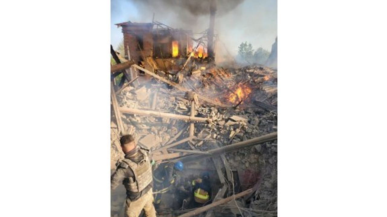 Luhansk'ta okula hava saldırısı: 60 ölü