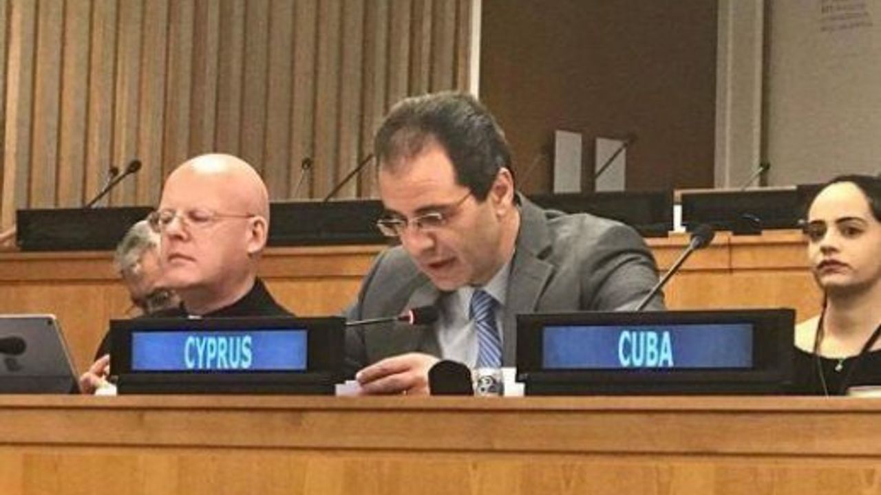 Rum yeni müzakereci Menelau resmen göreve başladı