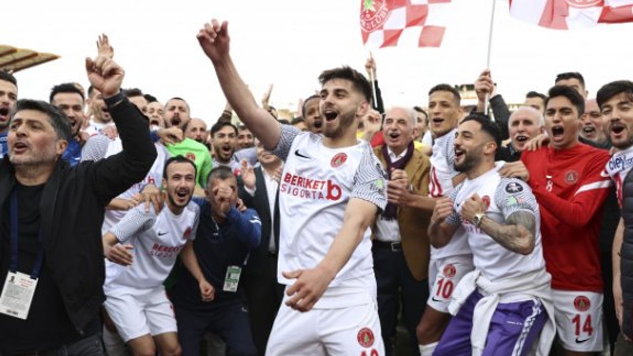 Ümraniyespor da Süper Lig'de