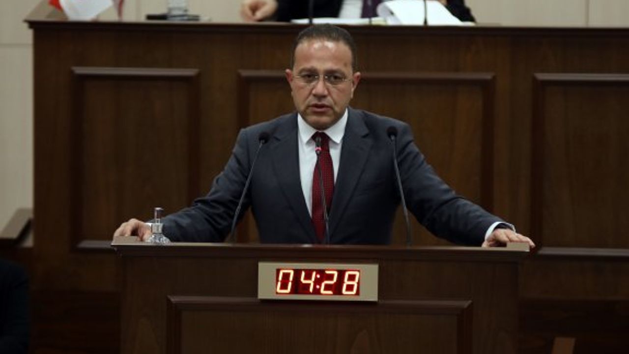 “Çocuğumuzun tabağından yemek çalarak hayata tutunmaya çalışıyoruz”