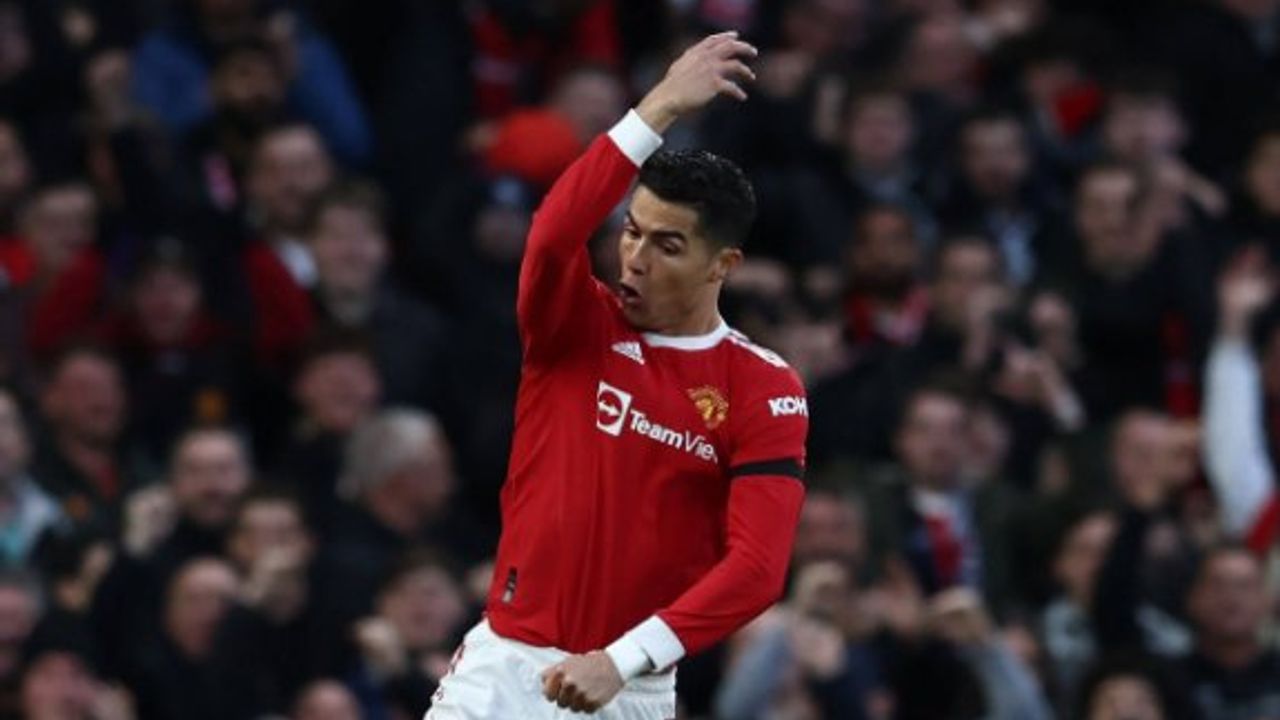 Cristiano Ronaldo rekorlara doymuyor