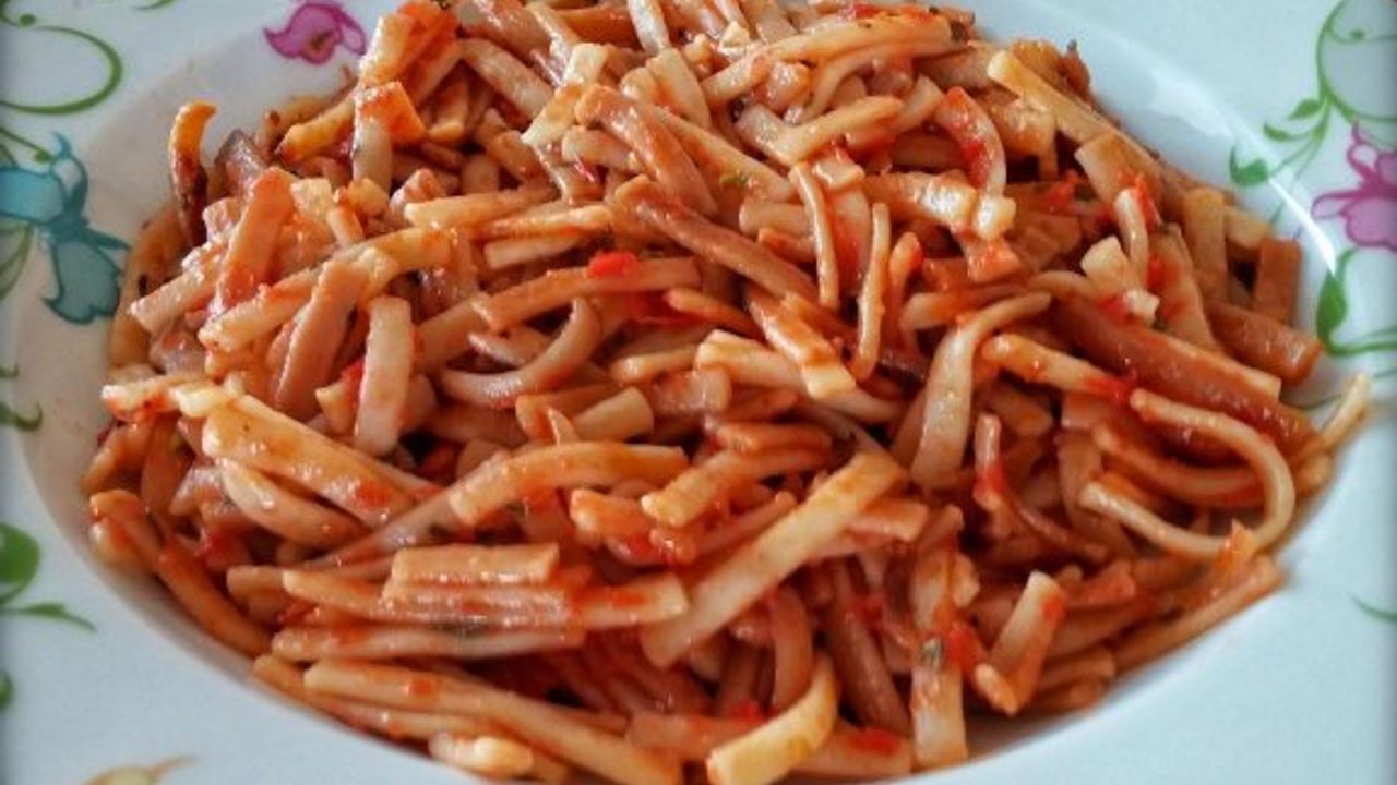 Hindistan'da her öğün erişte, boşanmaya yol açtı