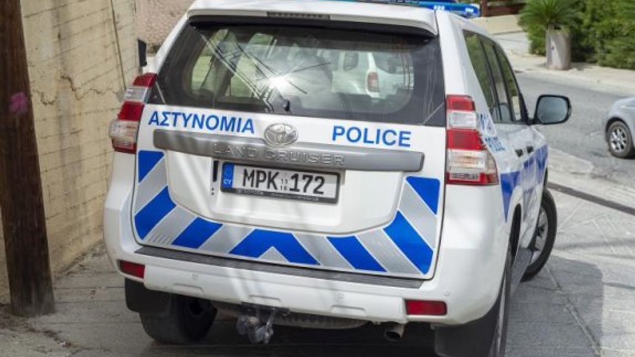 Hırsızlıktan tutuklu zanlı hastaneden firar etti