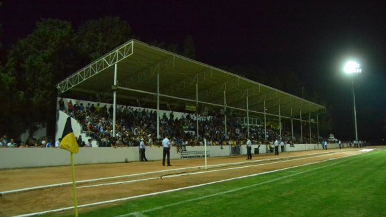 Sertoğlu'ndan Girne 20 Temmuz Mete Adanır Stadı'ndaki konserlere tepki