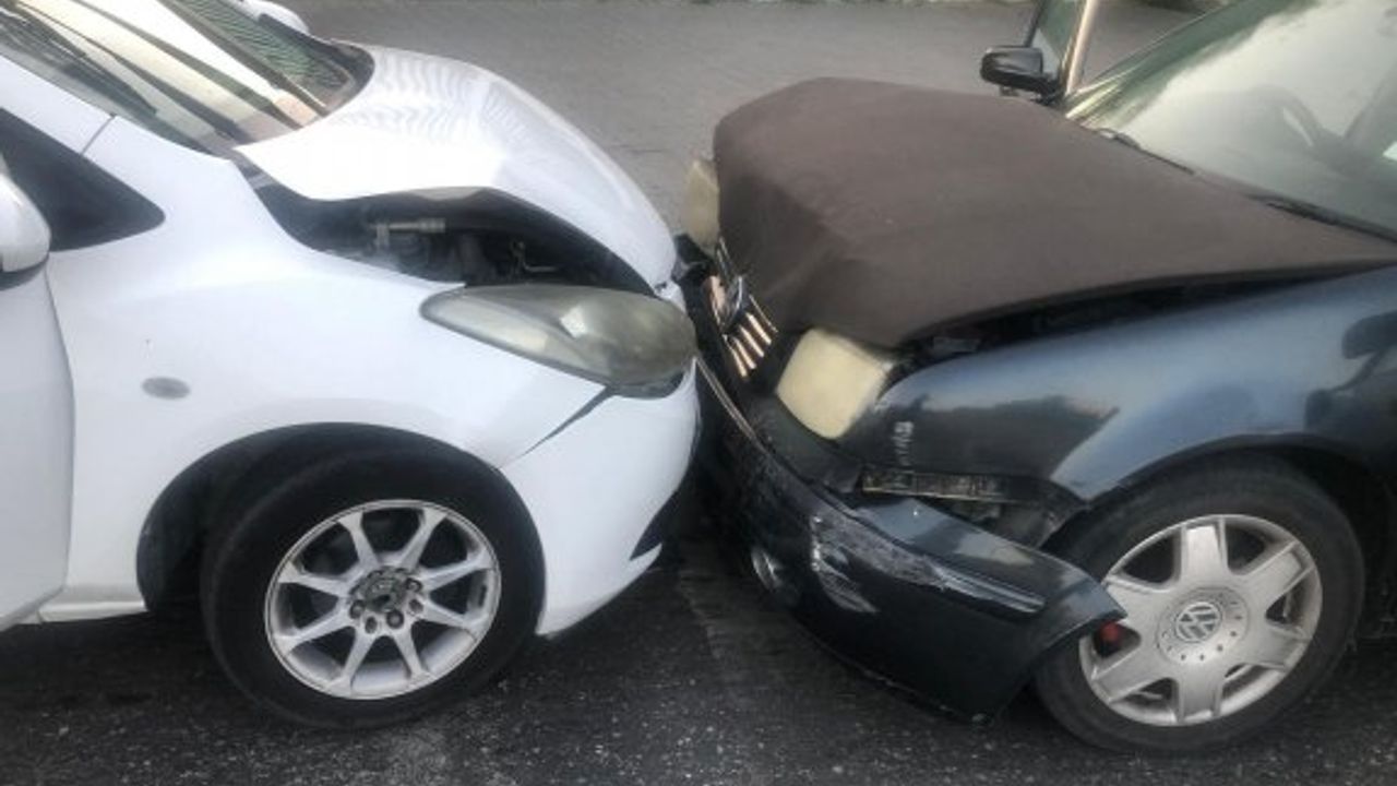 Tek yola giren Rum, kazaya neden oldu