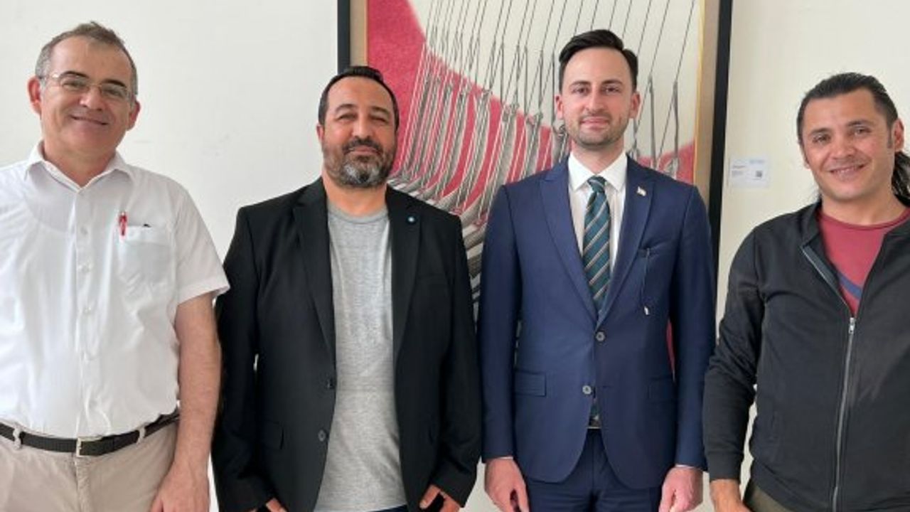 YDÜ  İletişim Araştırmaları Merkezi iki farklı bilimsel etkinlikte ülkeyi temsil etti