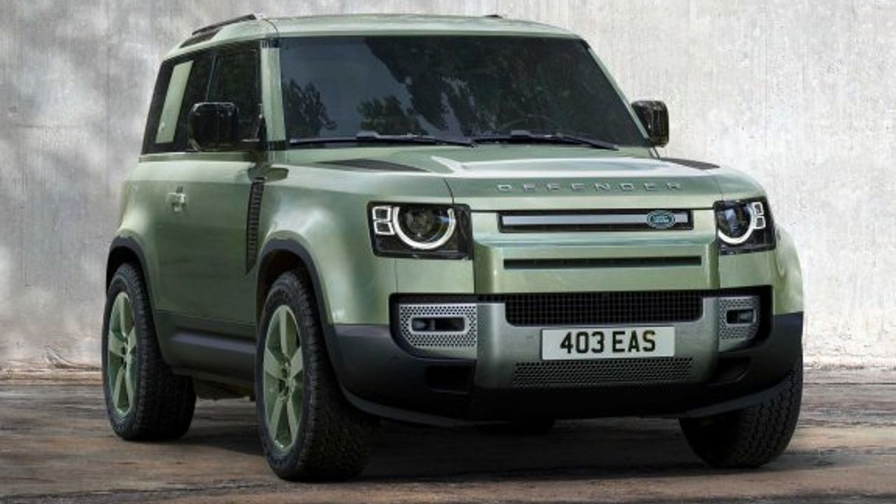 Land Rover Defender çok özel bir sürüm ile karşımıza çıkıyor