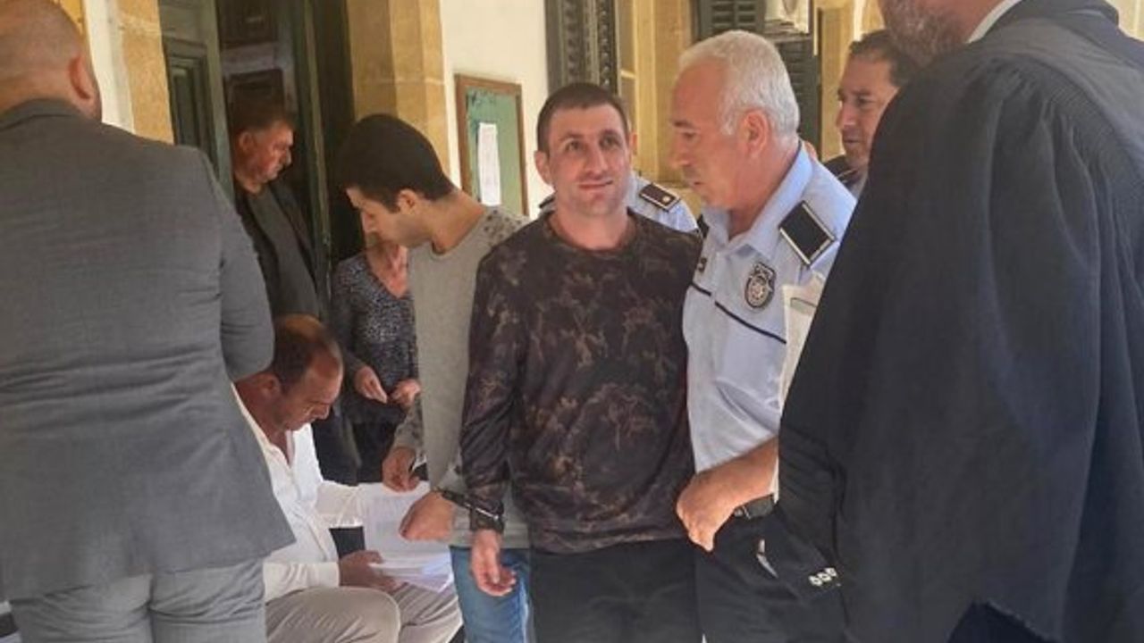 Uyuşturucu kuryesine 4 yıl 6 ay hapis