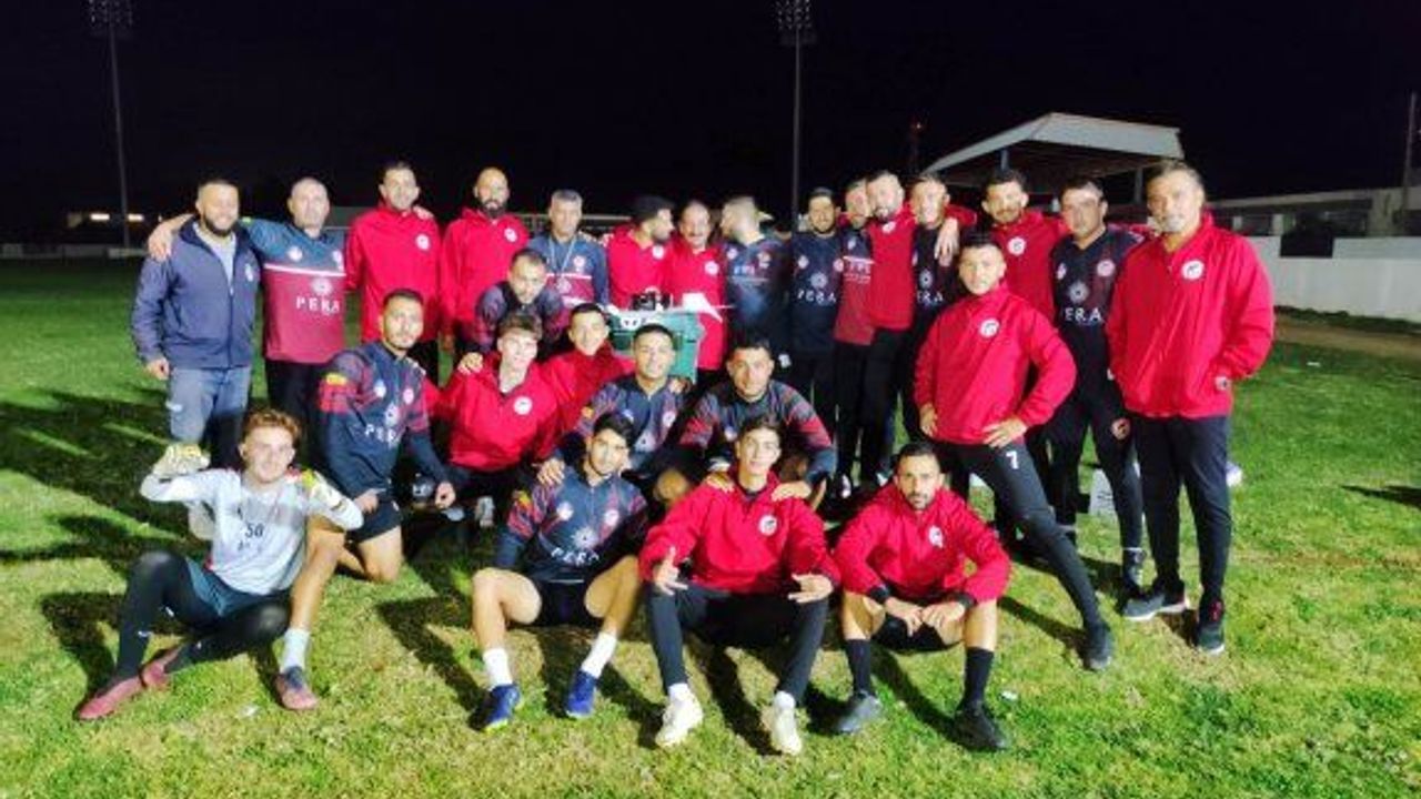 Pera Gençler Birliği’nde doğum günler kutlandı