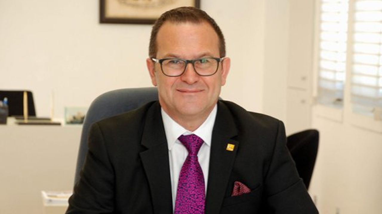 Deniz: “Başarılarla dolu, huzur içinde yaşanacak yeni bir yıl diliyorum”