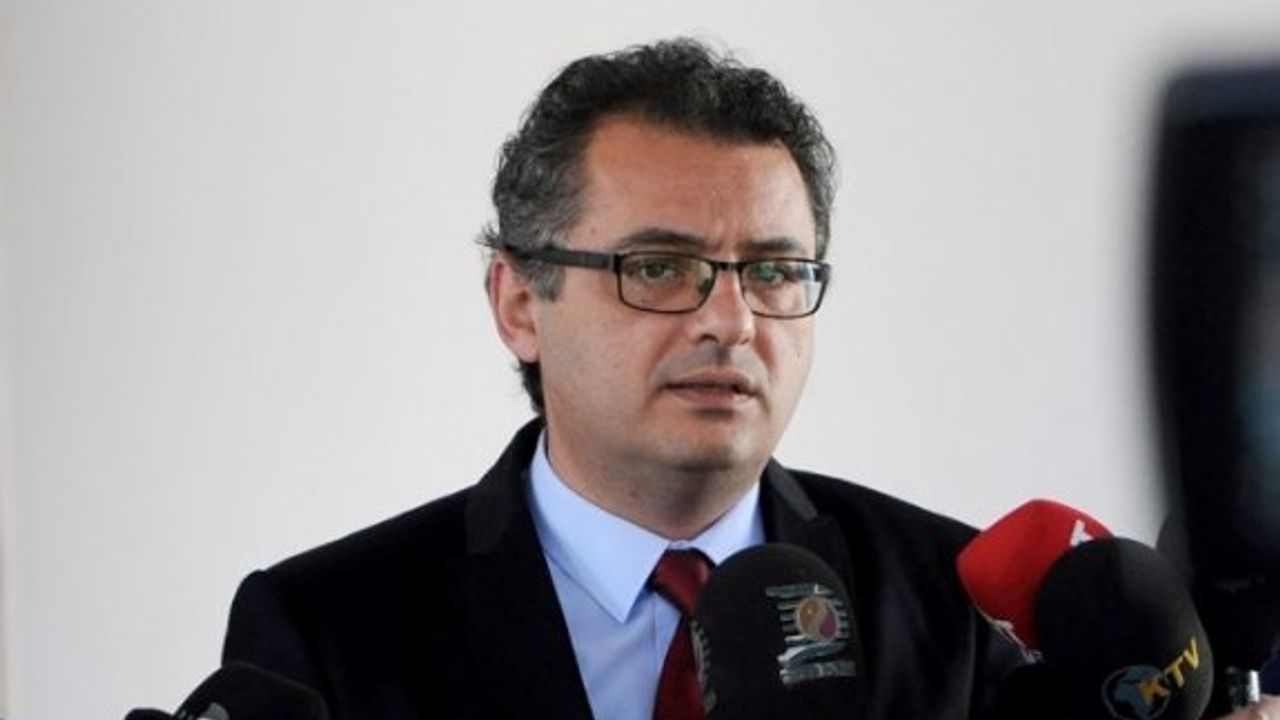 "Kaybettiğimiz yerlerden ötürü buruk bir mutluluk yaşıyoruz"