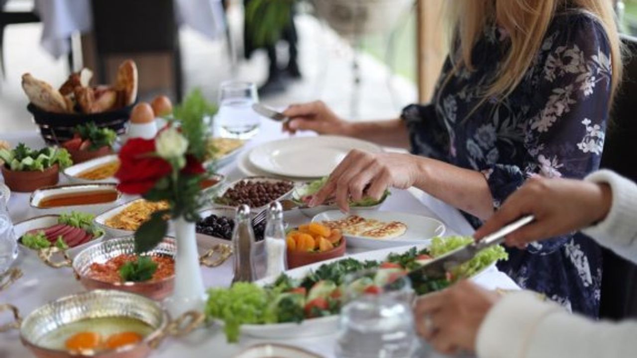 Riverside Otel’den kebap keyfine yeni bir soluk