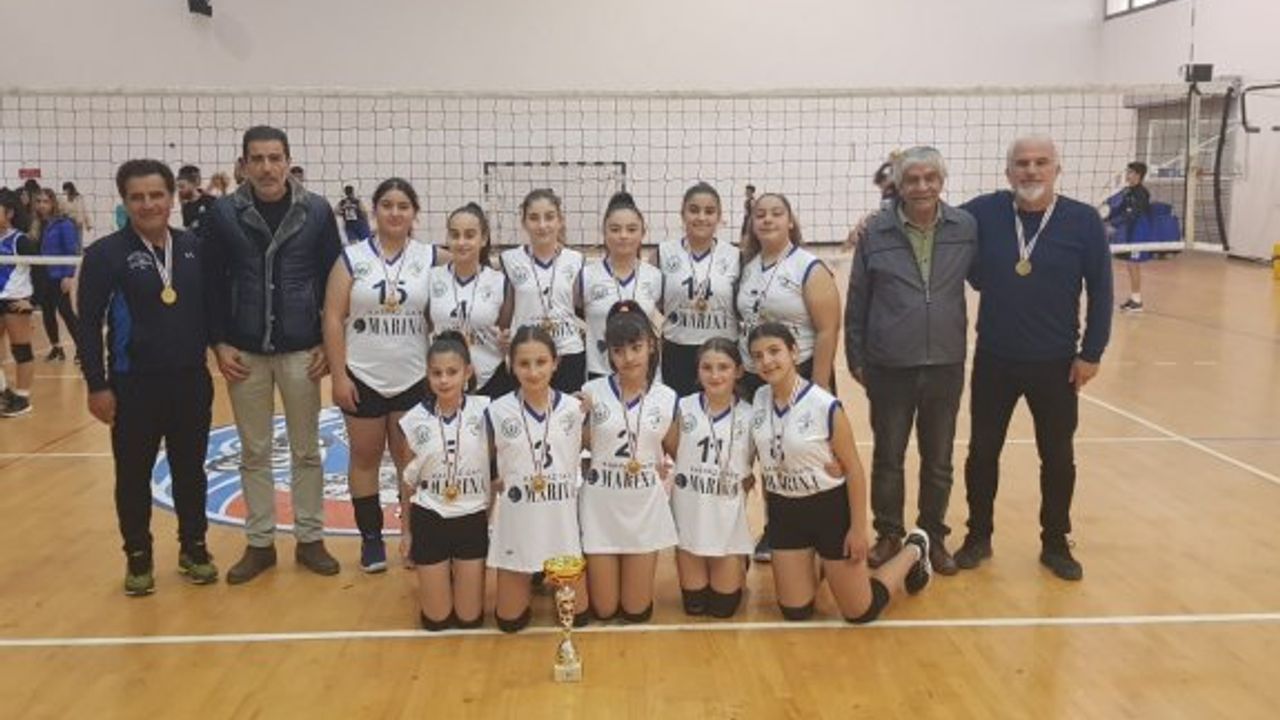 U12 Kızlarda Karpaz Gate Marina mutlu sona ulaştı