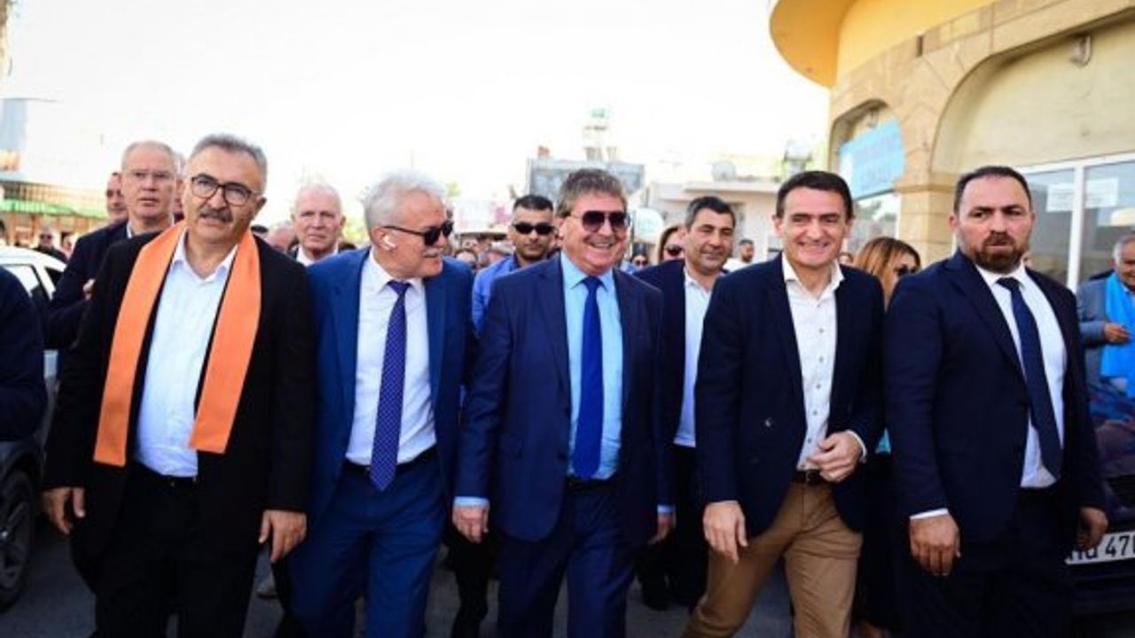 Üstel'den Maraşlı gençlere sosyal konut sözü