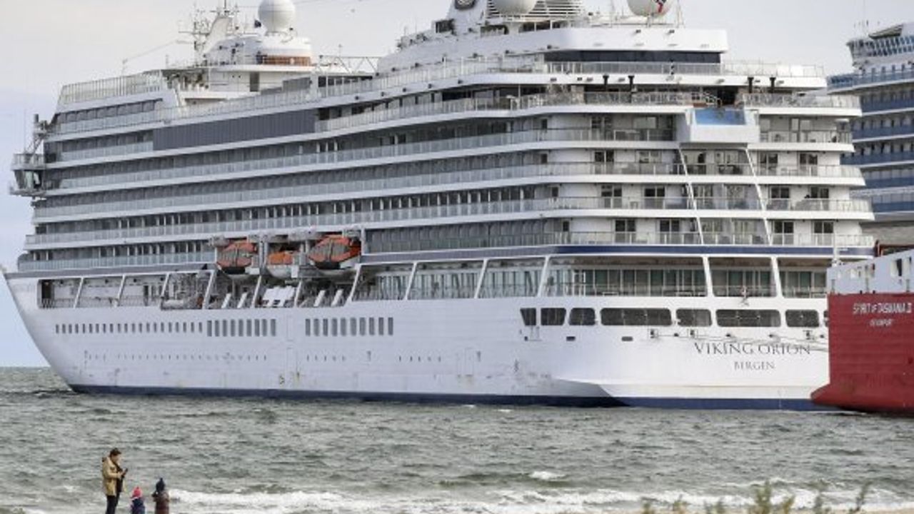 Avustralya, gövdesinde mantar tespit edilen tur gemisinin demirlemesine izin vermedi