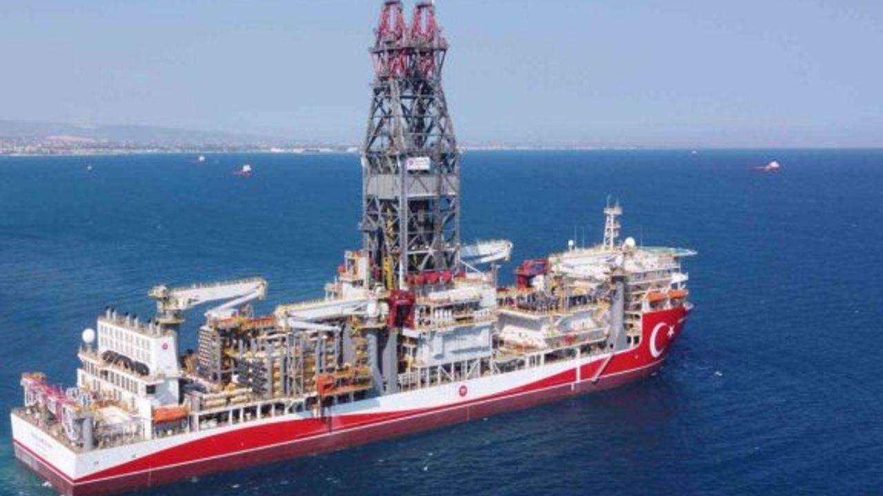 Abdülhamid Han, Kıbrıs’a yol alıyor