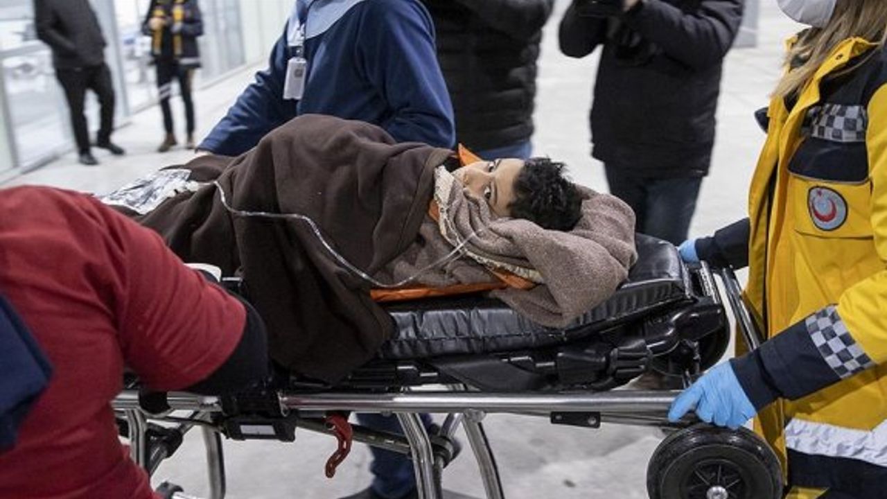 Ankara'daki hastanelerde 351 depremzede tedavi görüyor