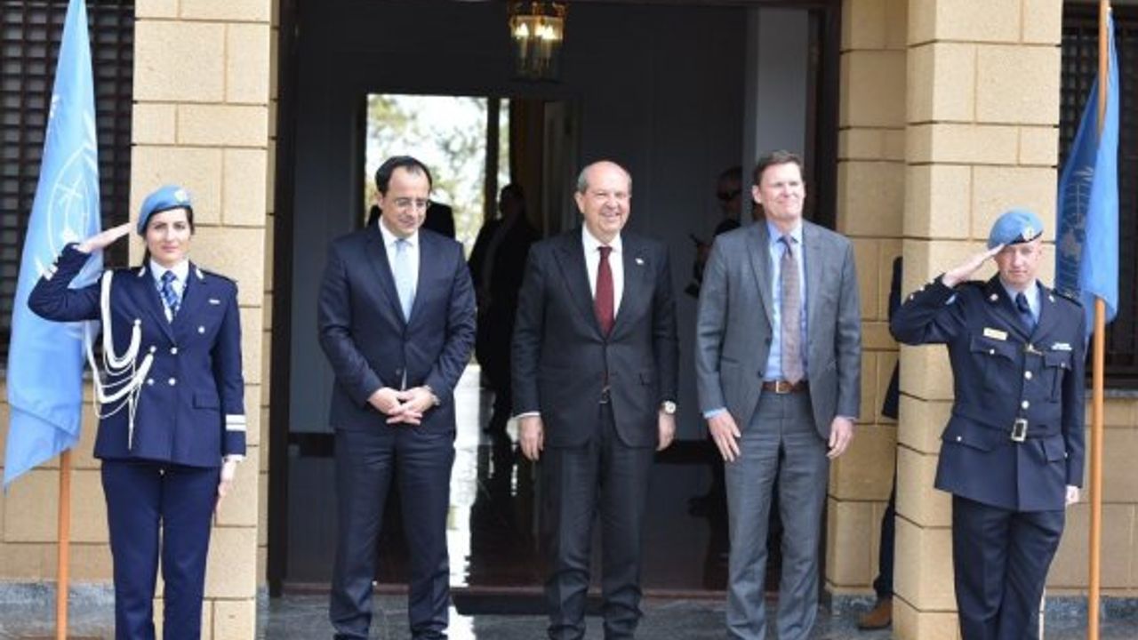 BM "Liderler, açık ve yapıcı bir gayriresmi görüşme yaptı”