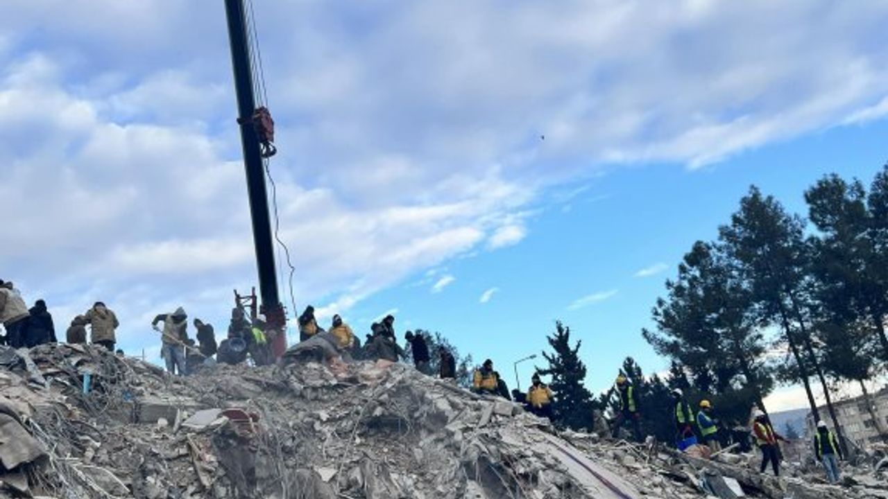 Deprem felaketinde can kaybı 35 bini aştı