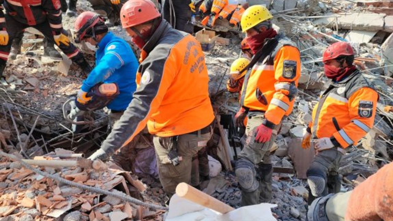Deprem felaketinde hayatını kaybeden KKTC vatandaşı sayısı 32'ye ulaştı