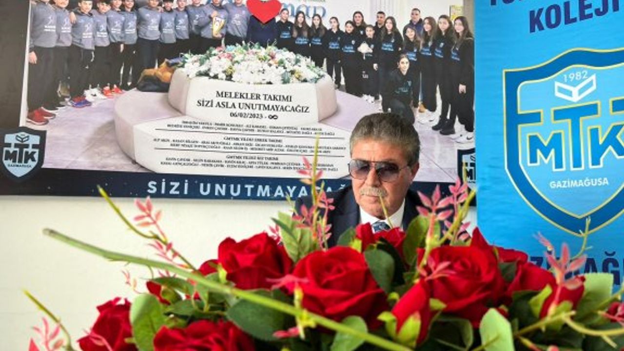 Başbakan Üstel, Gazimağusa Türk Maarif Koleji’ni ziyaret etti