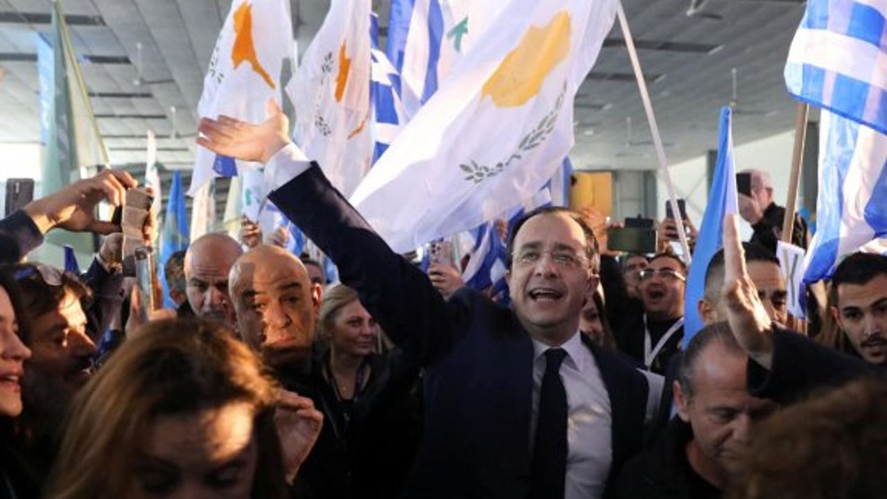 Güney Kıbrıs’ta ilk turun galibi Hristodulidis